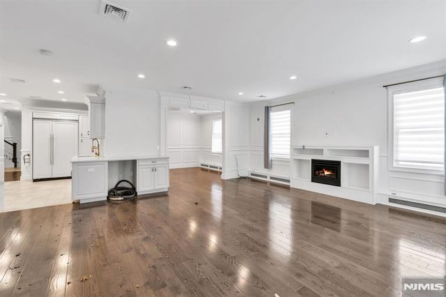 315 Mary Street, Englewood, NJ 07631