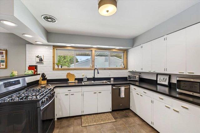 4630 Tokay Boulevard, Madison, WI 53711