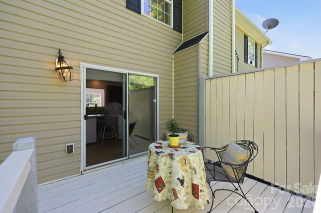 5 Terrace Court, Asheville, NC 28804