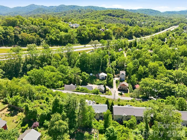 5 Terrace Court, Asheville, NC 28804