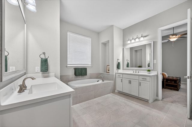 713 Rous Falls Drive, Mckinney, TX 75071