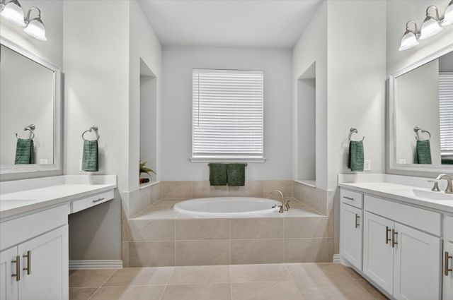 713 Rous Falls Drive, Mckinney, TX 75071