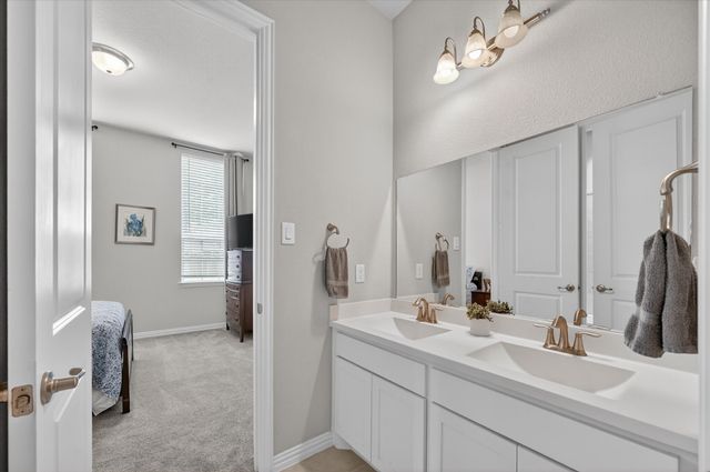 713 Rous Falls Drive, Mckinney, TX 75071