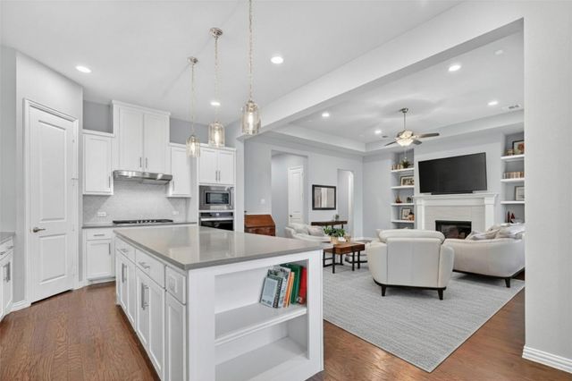713 Rous Falls Drive, Mckinney, TX 75071