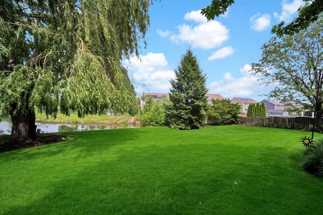 322 Hemlock Lane, Oswego, IL 60543