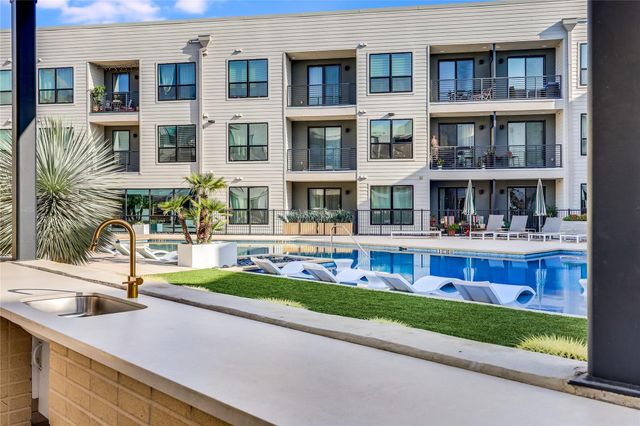 1701 Simond Ave 516, Austin, TX 78723