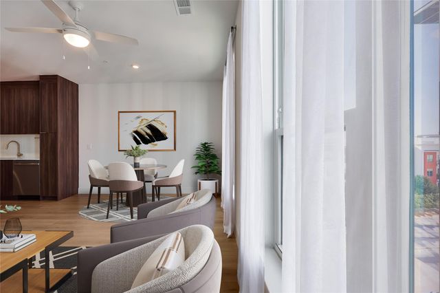 1701 Simond Ave 516, Austin, TX 78723