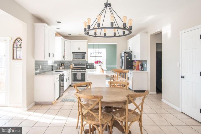 1144 WENDLER CIR, Pottstown, PA 19465