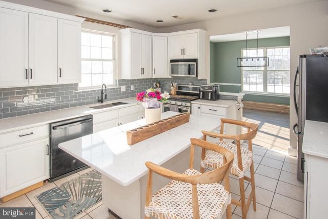 1144 WENDLER CIR, Pottstown, PA 19465