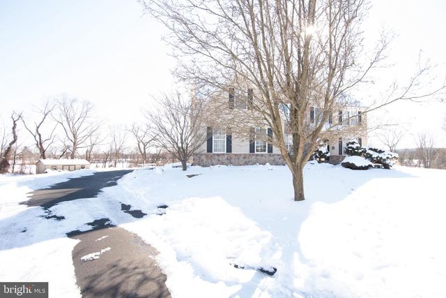 1144 WENDLER CIR, Pottstown, PA 19465