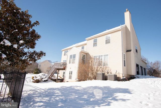 1144 WENDLER CIR, Pottstown, PA 19465