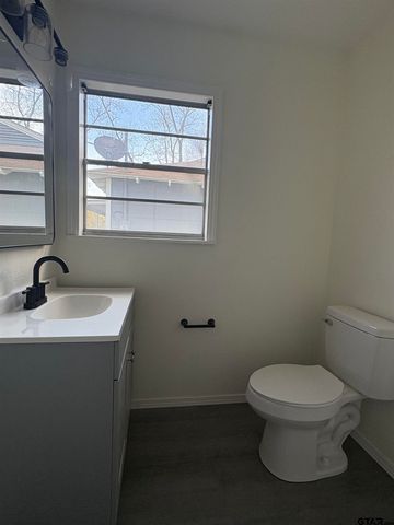 101 Pecan Grove, Pittsburg, TX 75686