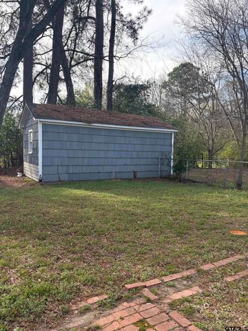 101 Pecan Grove, Pittsburg, TX 75686