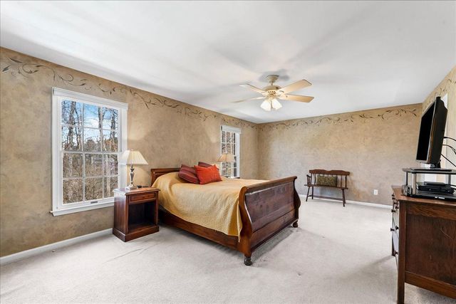 311 BOLTON LN, Downingtown, PA 19335