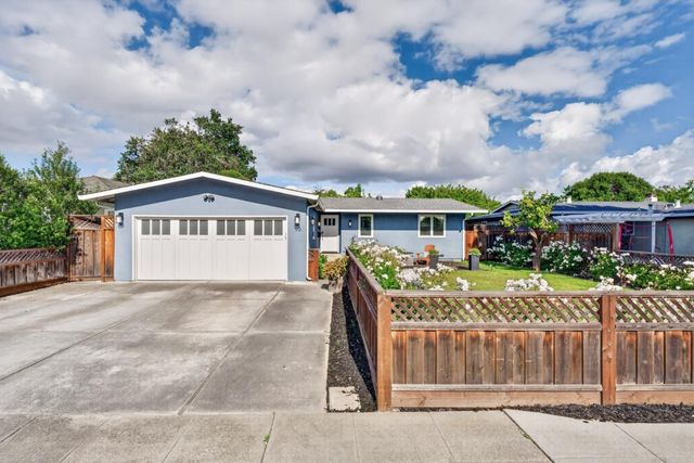 10 Wayne Court, Redwood City, CA 94063
