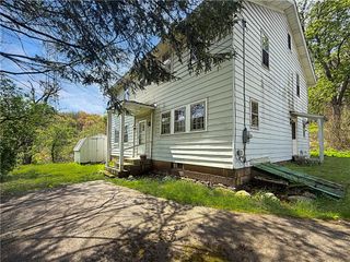 219 Ridgemont Dr, Big Beaver, PA 16115