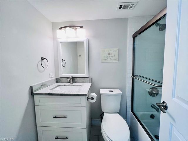 5 Bluebill Ave # 1, Naples, FL 34108