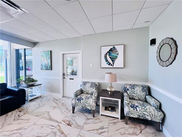 5 Bluebill Ave # 1, Naples, FL 34108