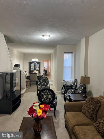 833 N FRONT ST, Reading, PA 19601