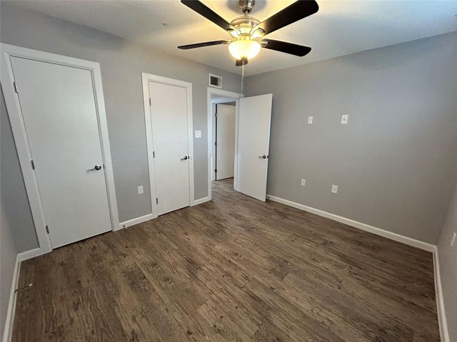 2810 Beauchamp Street 20, Houston, TX 77009