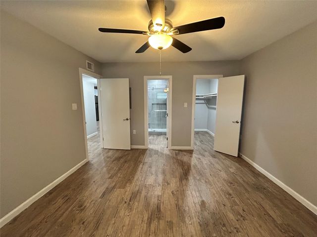 2810 Beauchamp Street 20, Houston, TX 77009