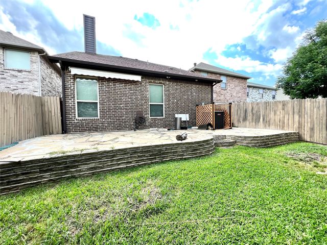 320 Austin Avenue, Wylie, TX 75098