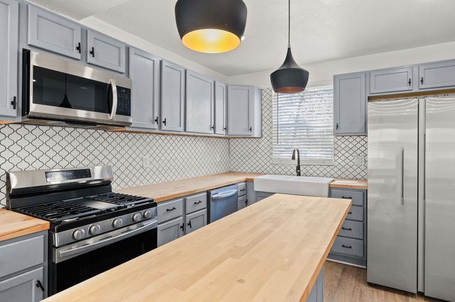 1820 23rd Street, Des Moines, IA 50310