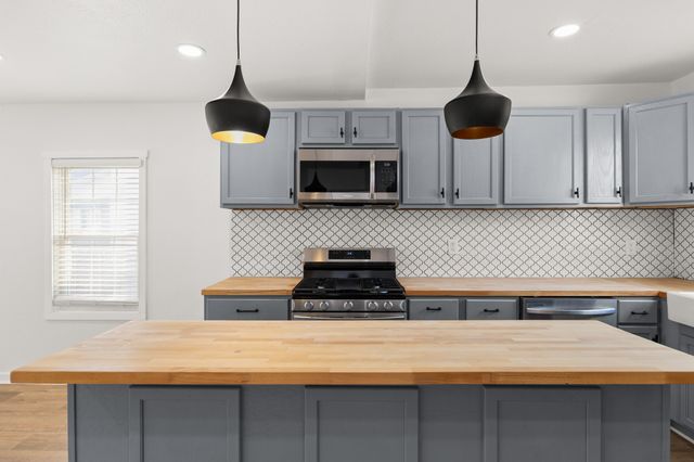 1820 23rd Street, Des Moines, IA 50310