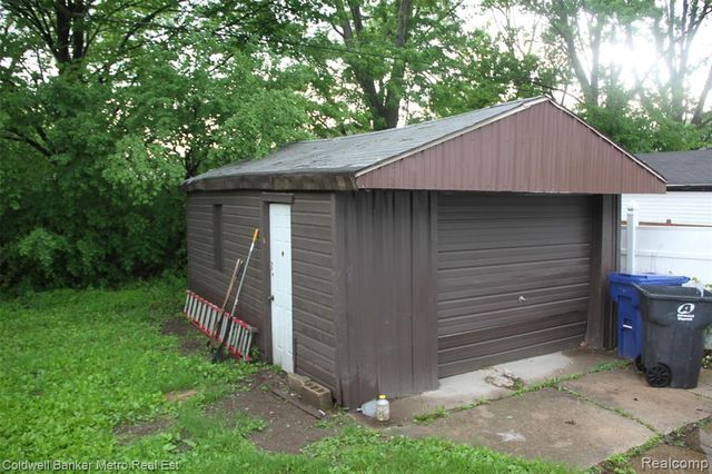 440 Martin Luther King Jr Boulevard, Pontiac, MI 48342