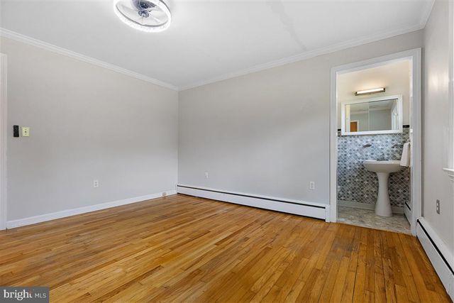 521 VILLAGE RD W, Princeton Junction, NJ 08550