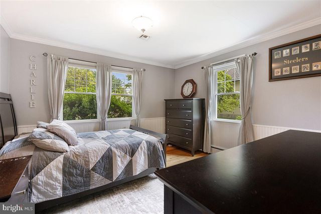 521 VILLAGE RD W, Princeton Junction, NJ 08550