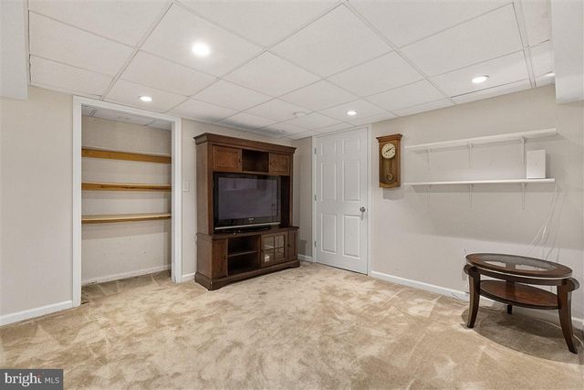 521 VILLAGE RD W, Princeton Junction, NJ 08550