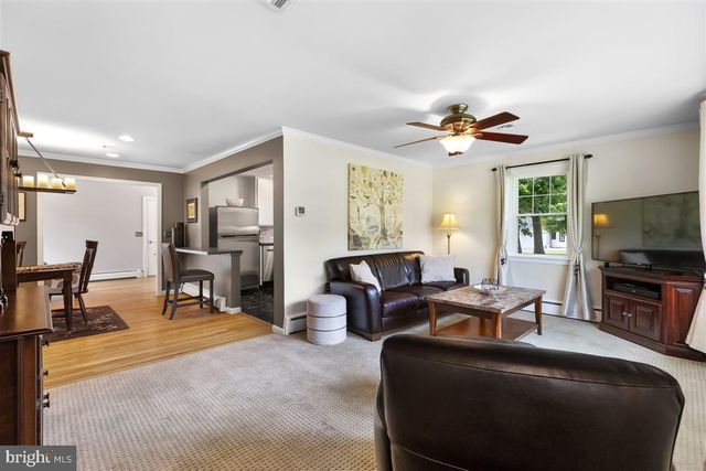 521 VILLAGE RD W, Princeton Junction, NJ 08550