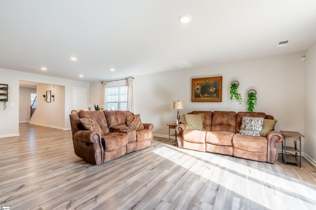 120 Anna Gray Circle, Easley, SC 29640