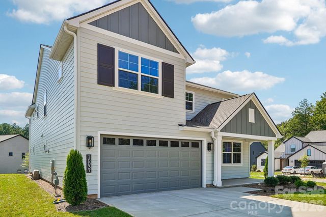 16037 Watts Creek Road, Huntersville, NC 28078