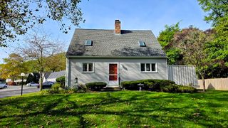 52 Liberty St C5, Plymouth, MA 02360