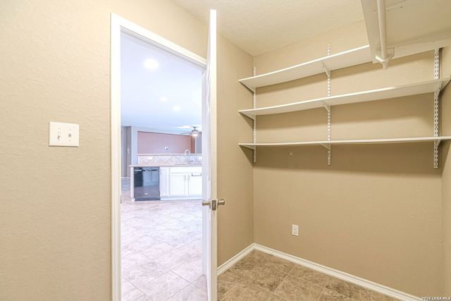 323 Joshua Hl, New Braunfels, TX 78130