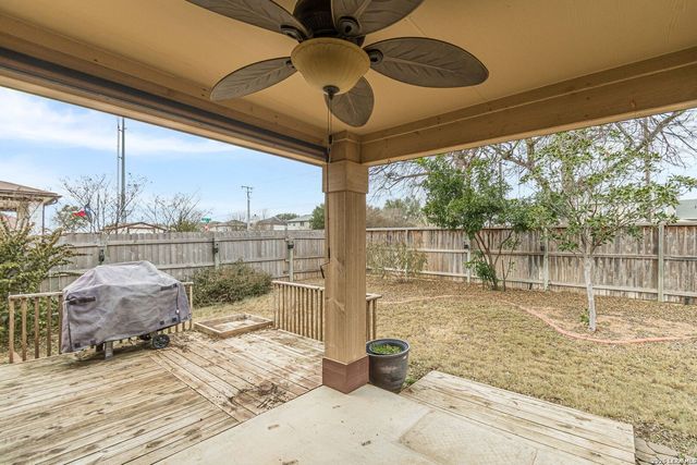 323 Joshua Hl, New Braunfels, TX 78130