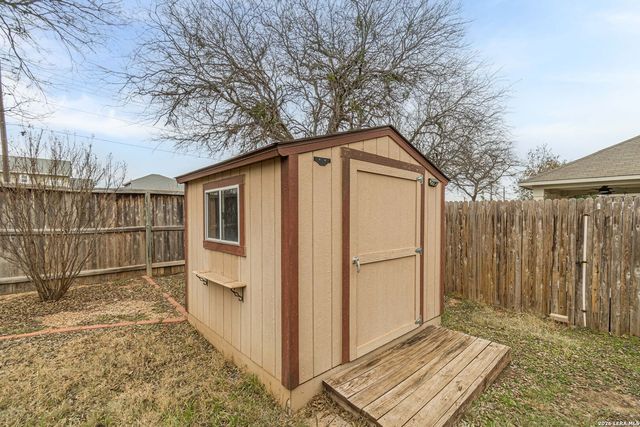 323 Joshua Hl, New Braunfels, TX 78130