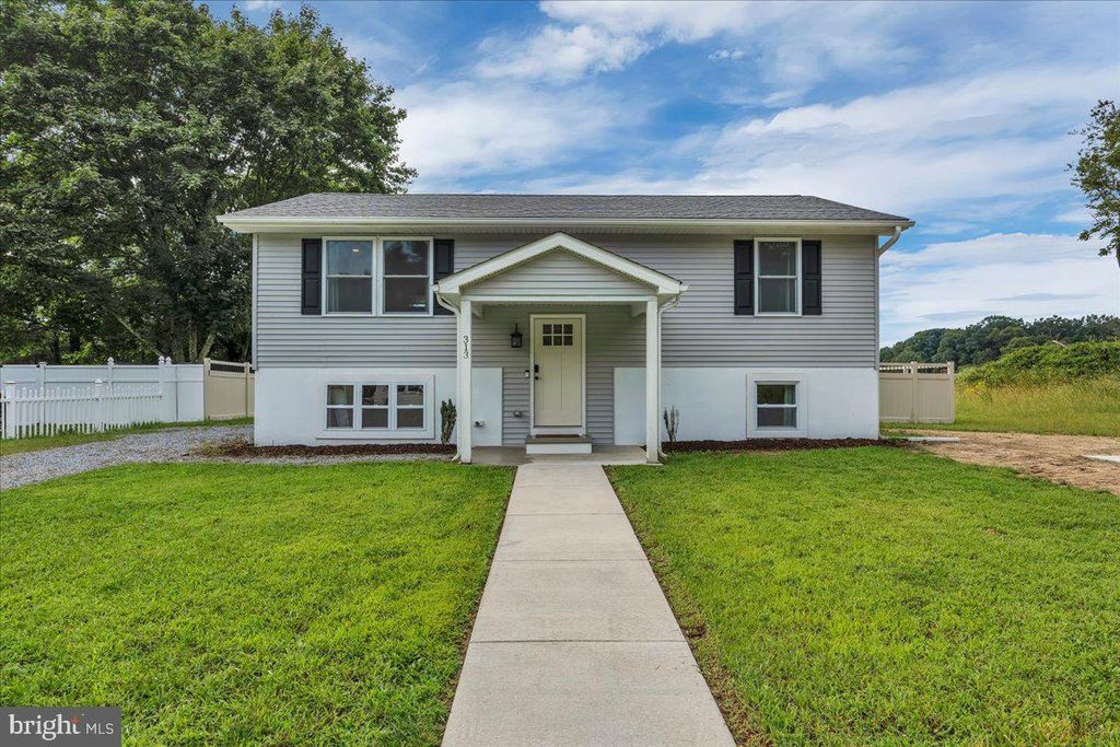 313 MARTINELLI AVE, MINOTOLA, NJ 08341 — exterior