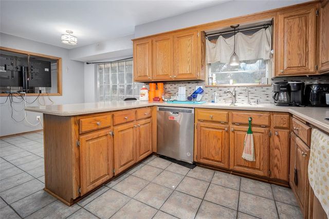 6404 Brentford, Oklahoma City, OK 73132