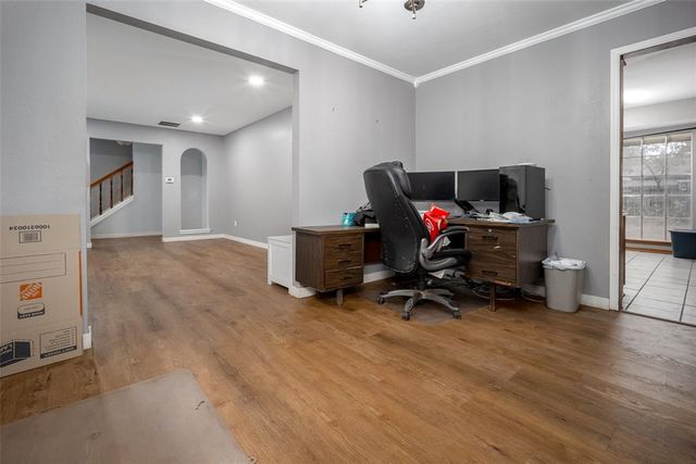 6404 Brentford, Oklahoma City, OK 73132