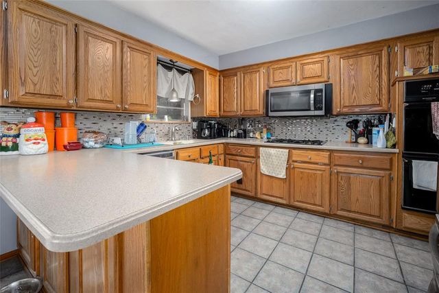 6404 Brentford, Oklahoma City, OK 73132