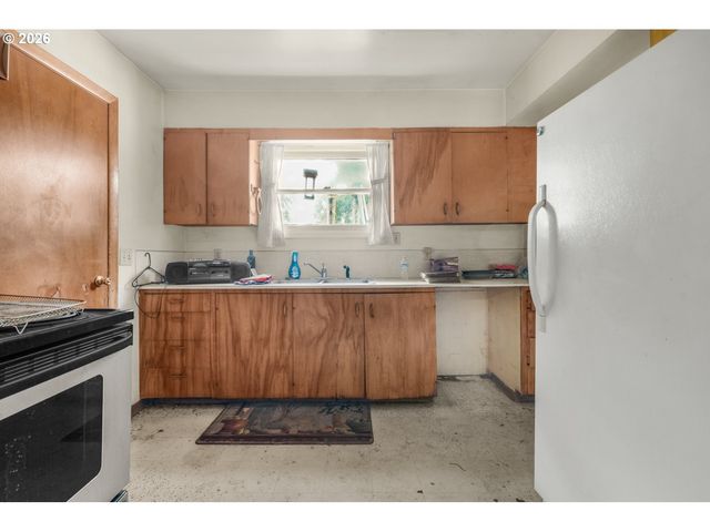 12400 Sw BEEF BEND Rd, Portland, OR 97224
