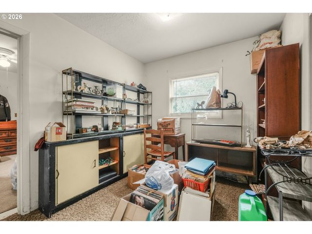 12400 Sw BEEF BEND Rd, Portland, OR 97224