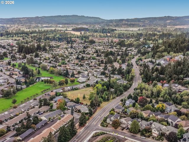 12400 Sw BEEF BEND Rd, Portland, OR 97224
