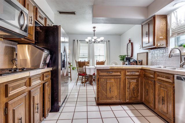 5433 Barcelona Drive, Garland, TX 75043