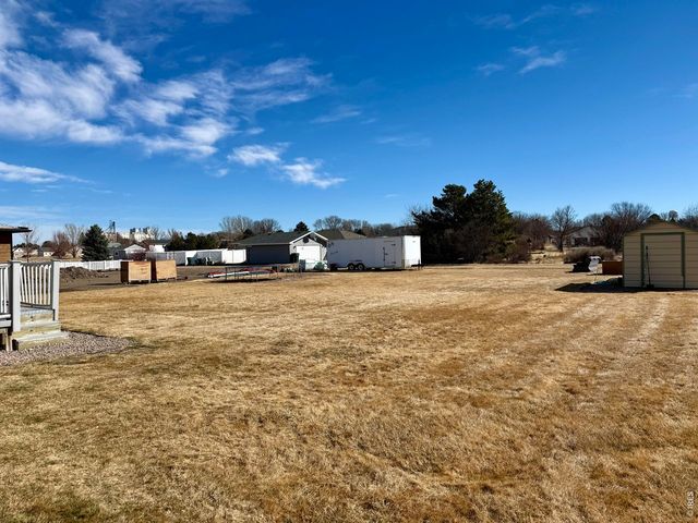 725 S Walsh Ave, Holyoke, CO 80734