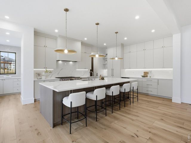 827 Trail Ridge Dr, Louisville, CO 80027