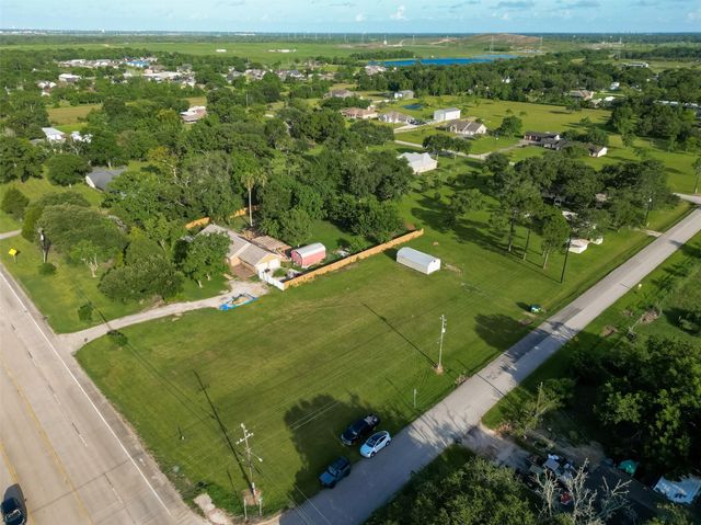 11111 Fm 1764 Road, Santa Fe, TX 77510